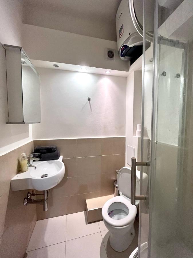 Quiet Apartment Close To Center براغ المظهر الخارجي الصورة